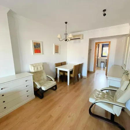 Amplio Apartamento En La Cala Apartamento